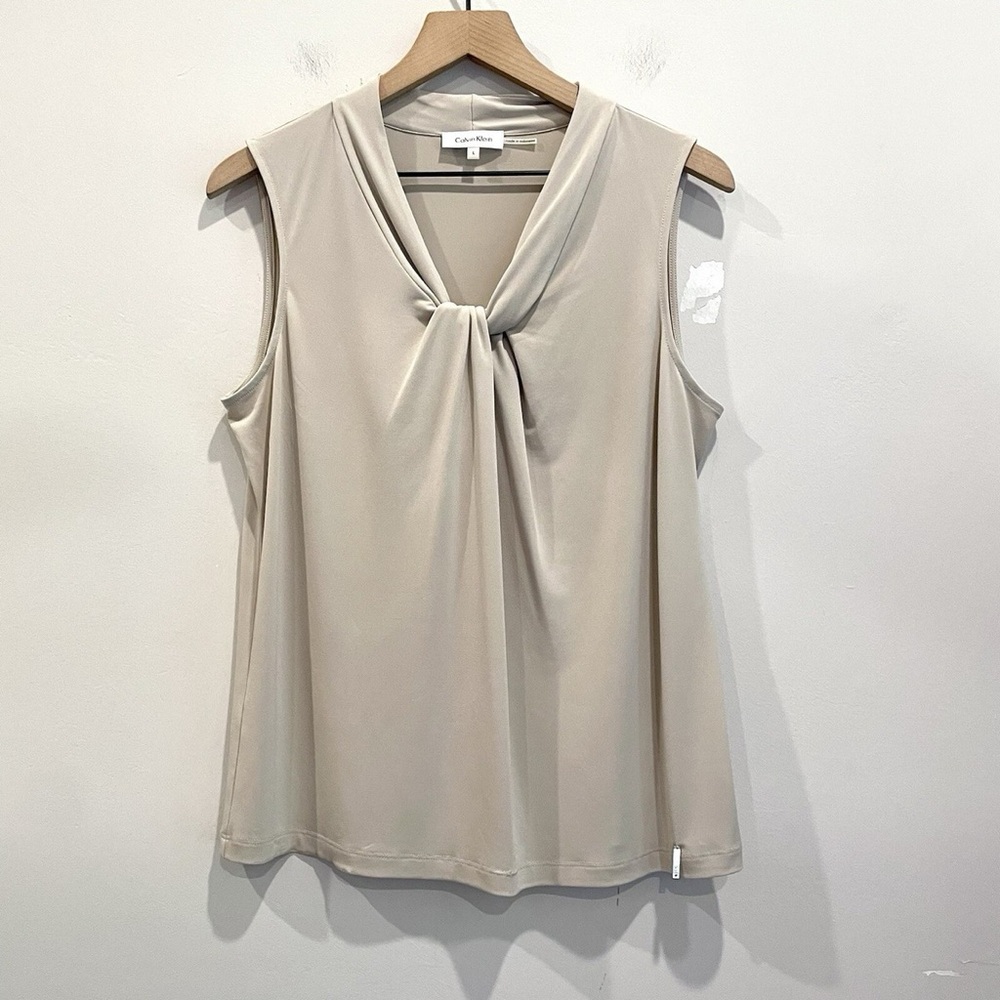 Calvin Klein Women's Beige Sleeveless Twist Neck Blouse; size S